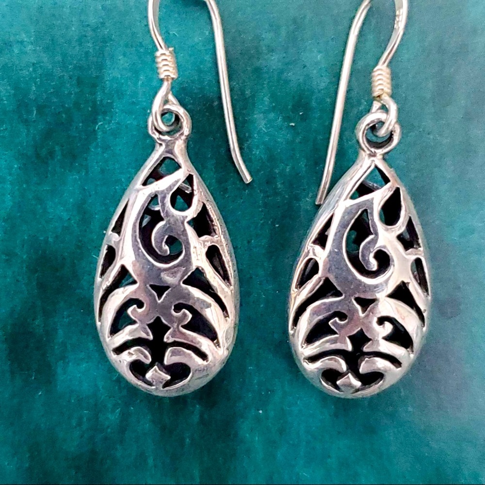 925 Sterling Silver 3D Cutout Earrings